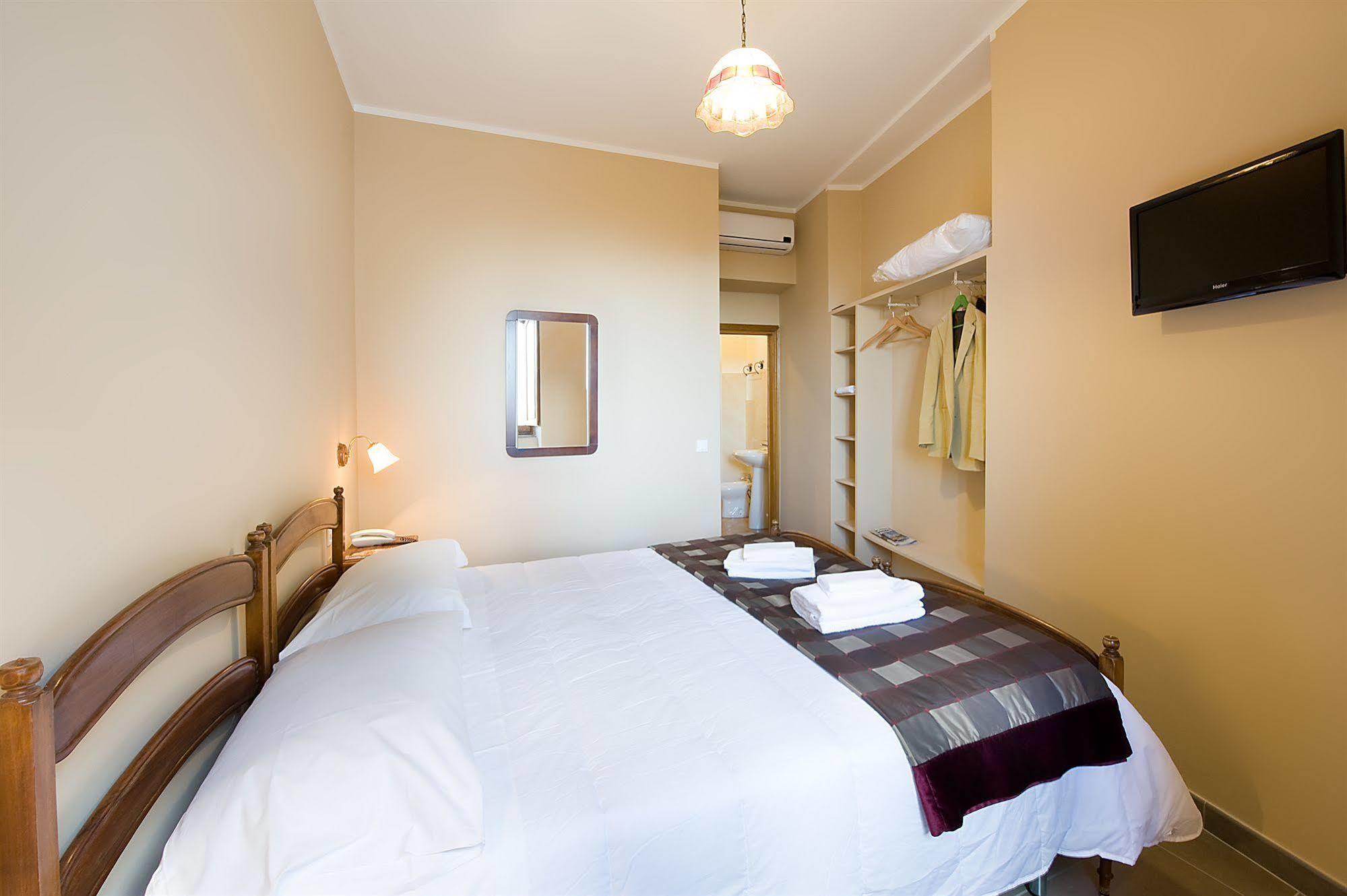 Hotel Properzio Assisi Exterior photo